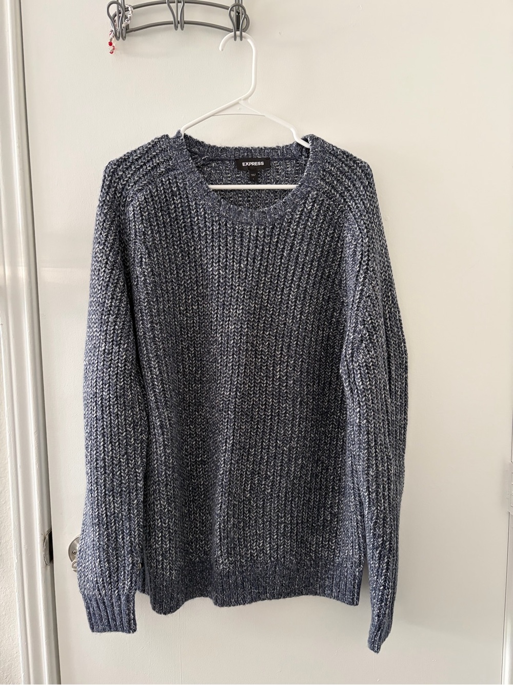 Express Men's Crewneck Chunky Knit Sweater - Charcoal Gray
